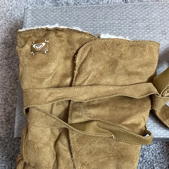 ROXY Tomahawk Women’s Suede Boots Mid Calf Zipper Flat Lined sz 8.5 NEW - Picture 2 of 10